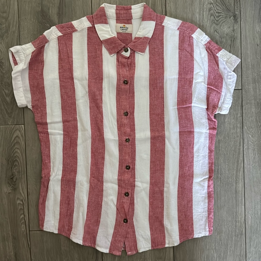 Marine Layer Short Sleeve Button Up Linen Top (Colors: Red/White, Size: Medium)
